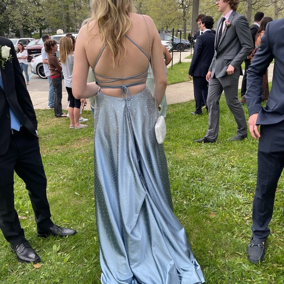 Size 4 Sherri Hill Prom Dress - Picture 1 of 4